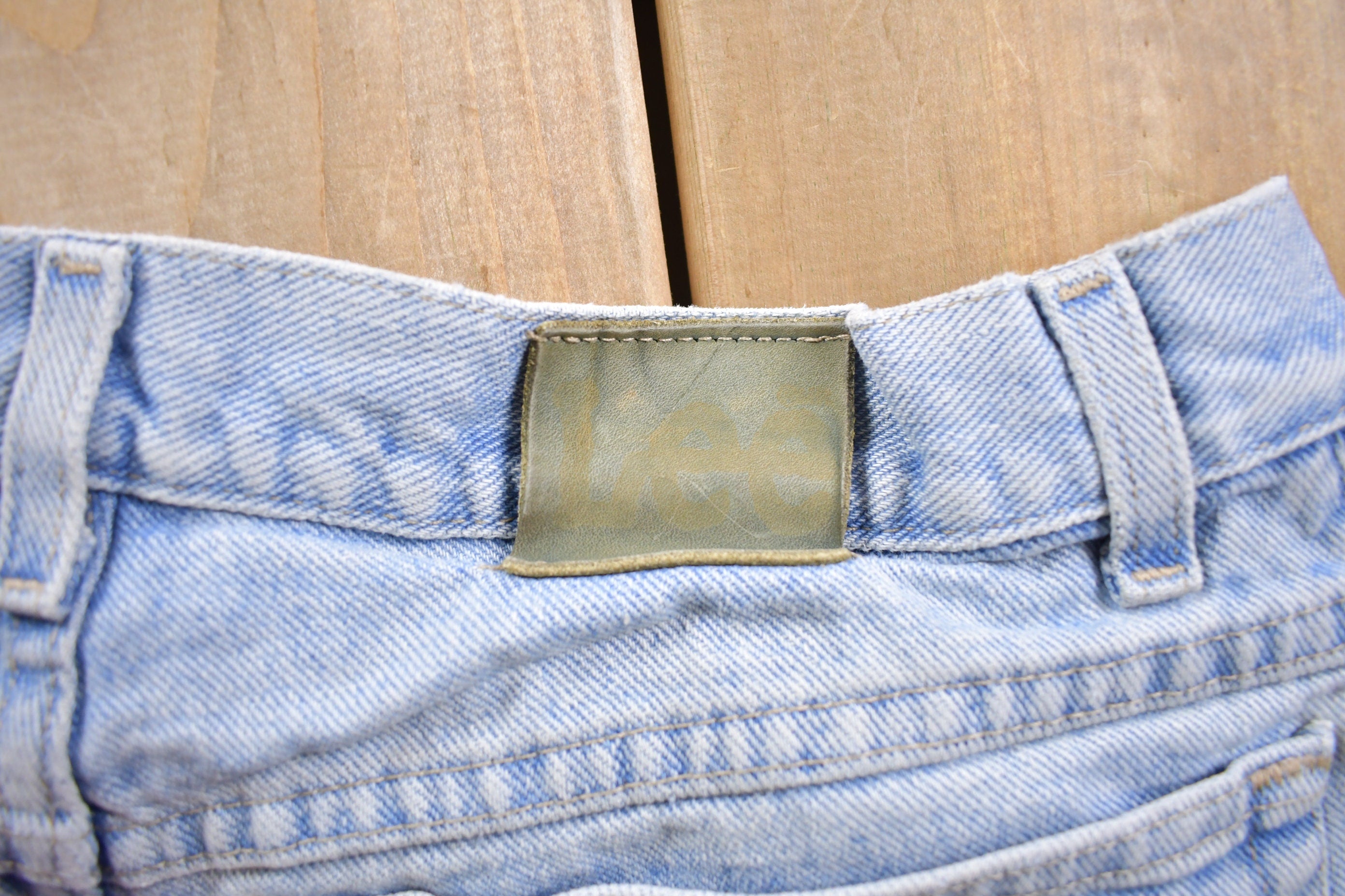 Vintage 1990s Lee Light Wash Jean Shorts 30 x 9