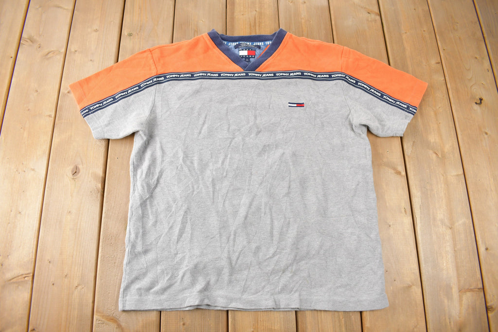 Vintage 1990s Tommy Hilfiger Tommy Jeans Heavy Weight V Neck Shirt Size L