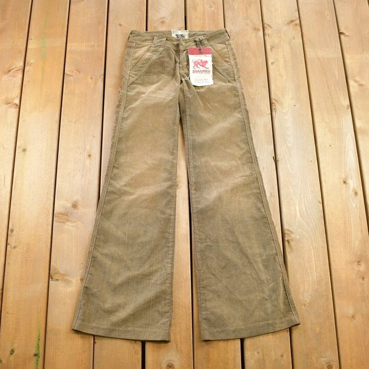 Vintage 1990s 'Parasuco' Corduroy Pants Size 28x33 / Made in Canada / Streetwear Fashion / Vintage Pants/ Y2K Fashion
