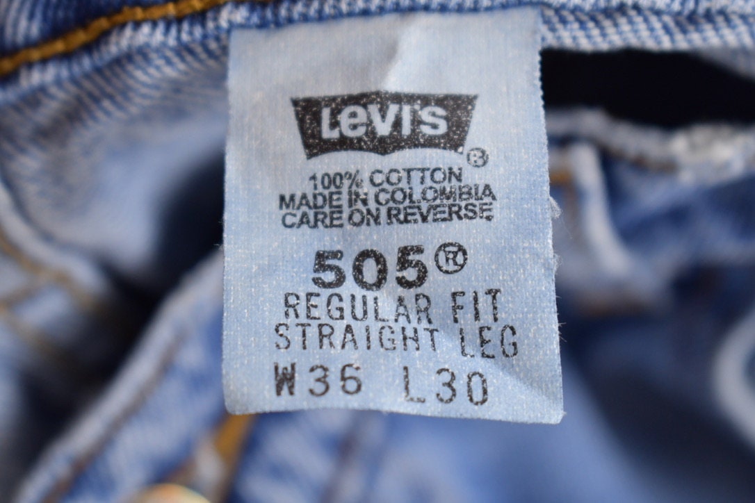 Vintage 1990s Levi's 505 Red Tab Jeans Size 34 x 28.5