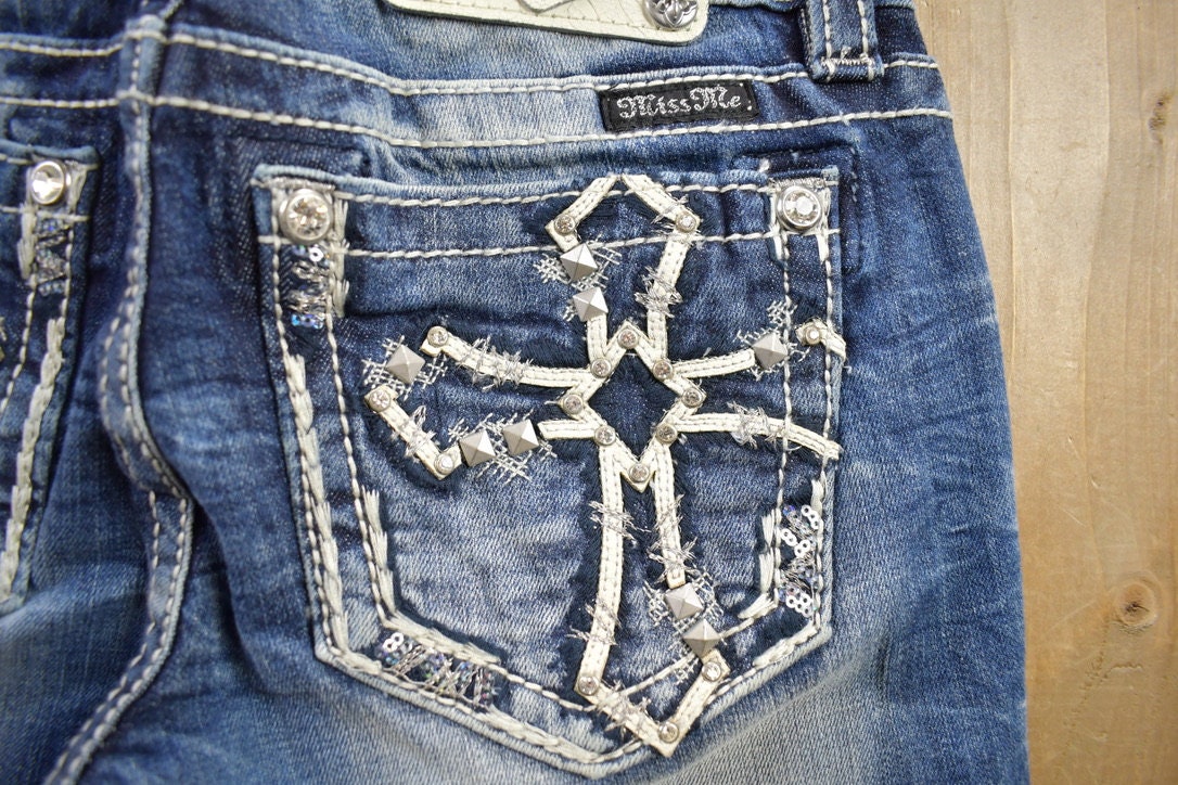 Vintage Y2K Miss Me Bedazzled Low Rise Jeans Size 26x31