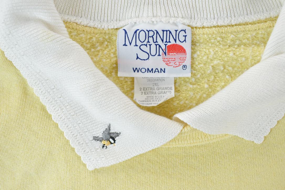 Vintage 1990s Morning Sun Blue Jay Cardinal Collared Outdoorsman Crewneck Sweatshirt