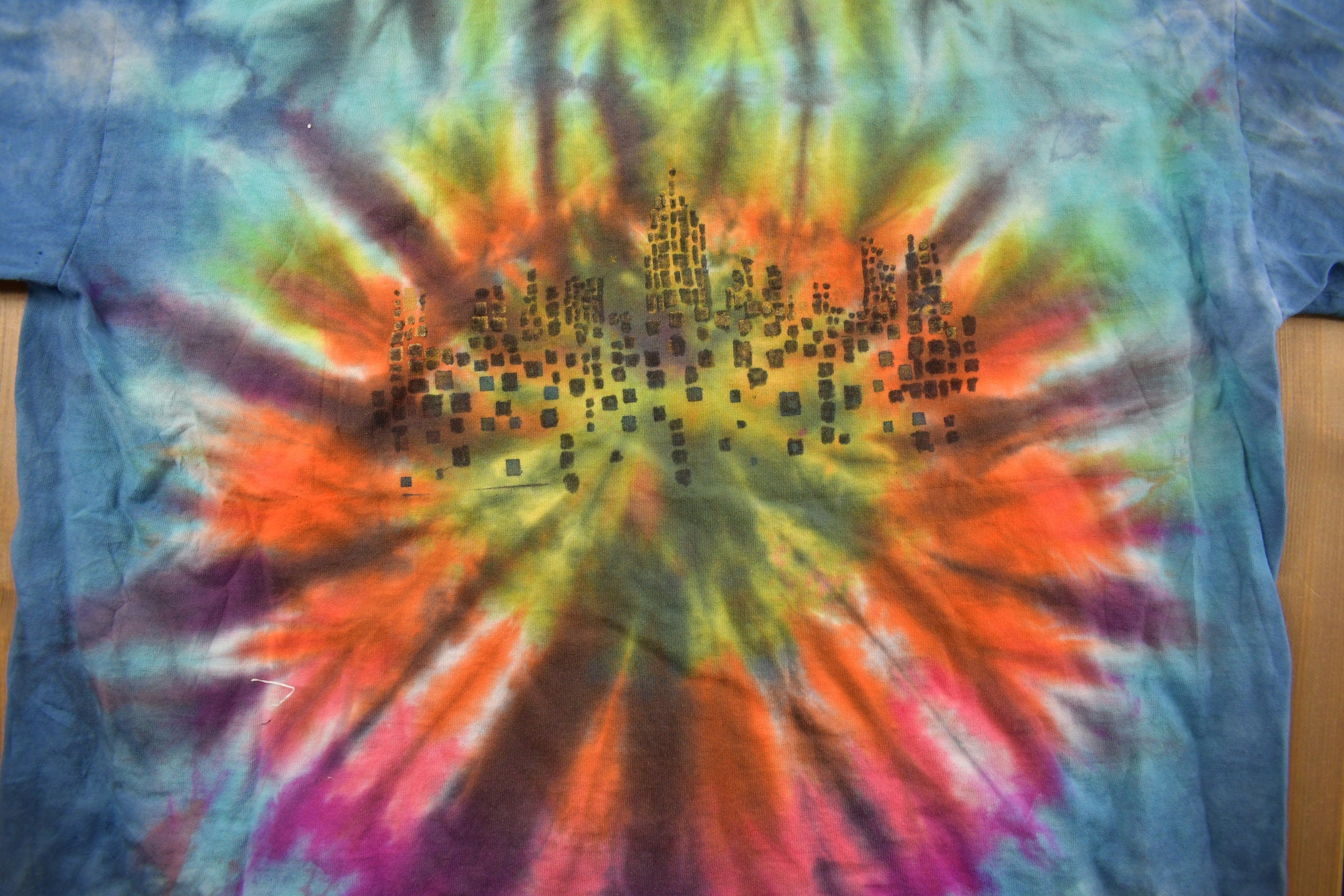 Vintage 1990s Abstract Flower Tie Dye Graphic T Shirt