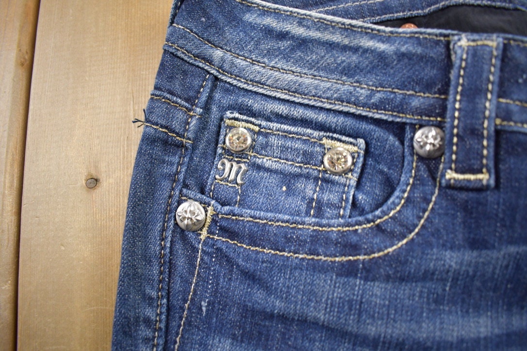 Vintage Y2K Miss Me Bedazzled Low Rise Jeans Size 26x31