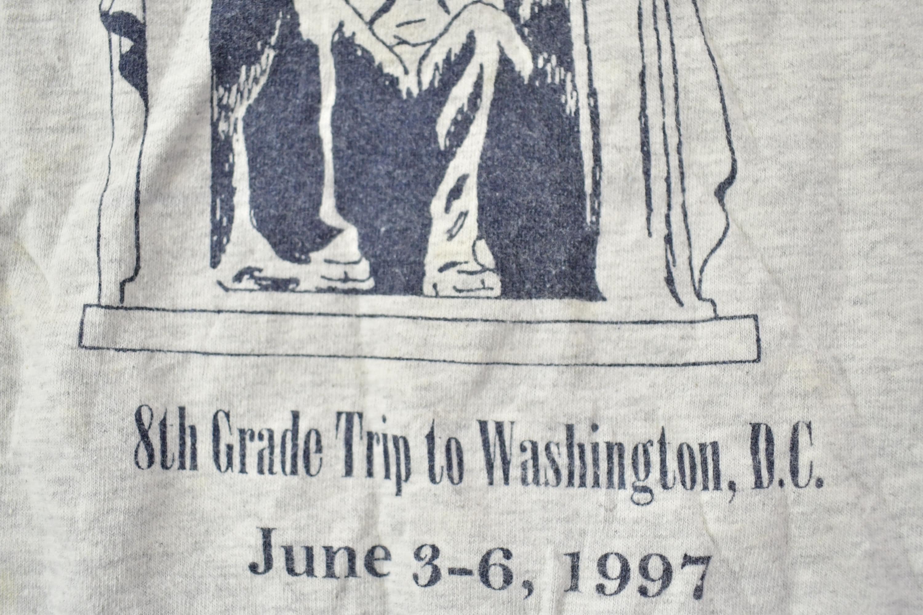 Vintage 1997 Washington Class Trip Souvenir T-Shirt