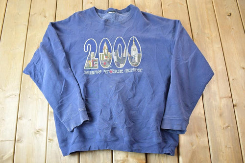 Vintage Y2K New York City Big Apple Crewneck Sweatshirt / 90s Crewneck / Souvenir Sweater / Streetwear / Travel And Vacation