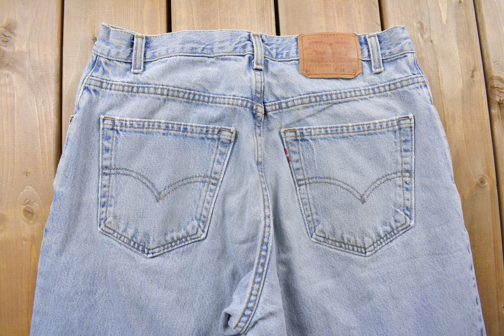 Vintage 1990s Levi's 560 Red Tab Jeans Size 32 x 32
