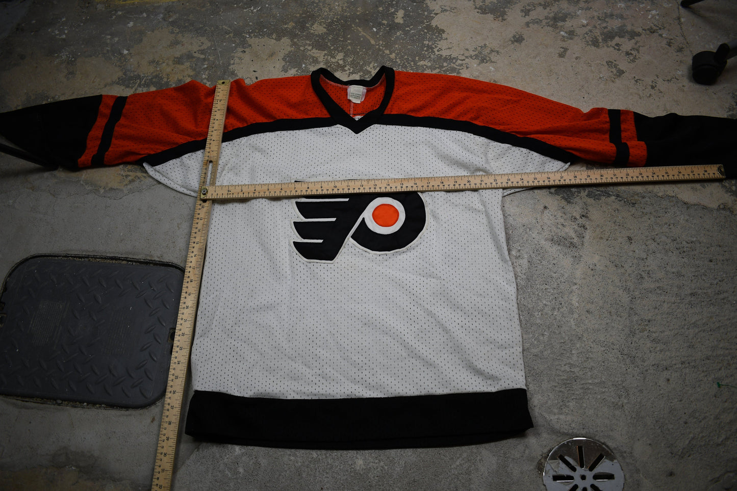 Philadelphia Flyers / Vintage NHL Jersey / 90s Hockey Sportswear / Fan Gear / At