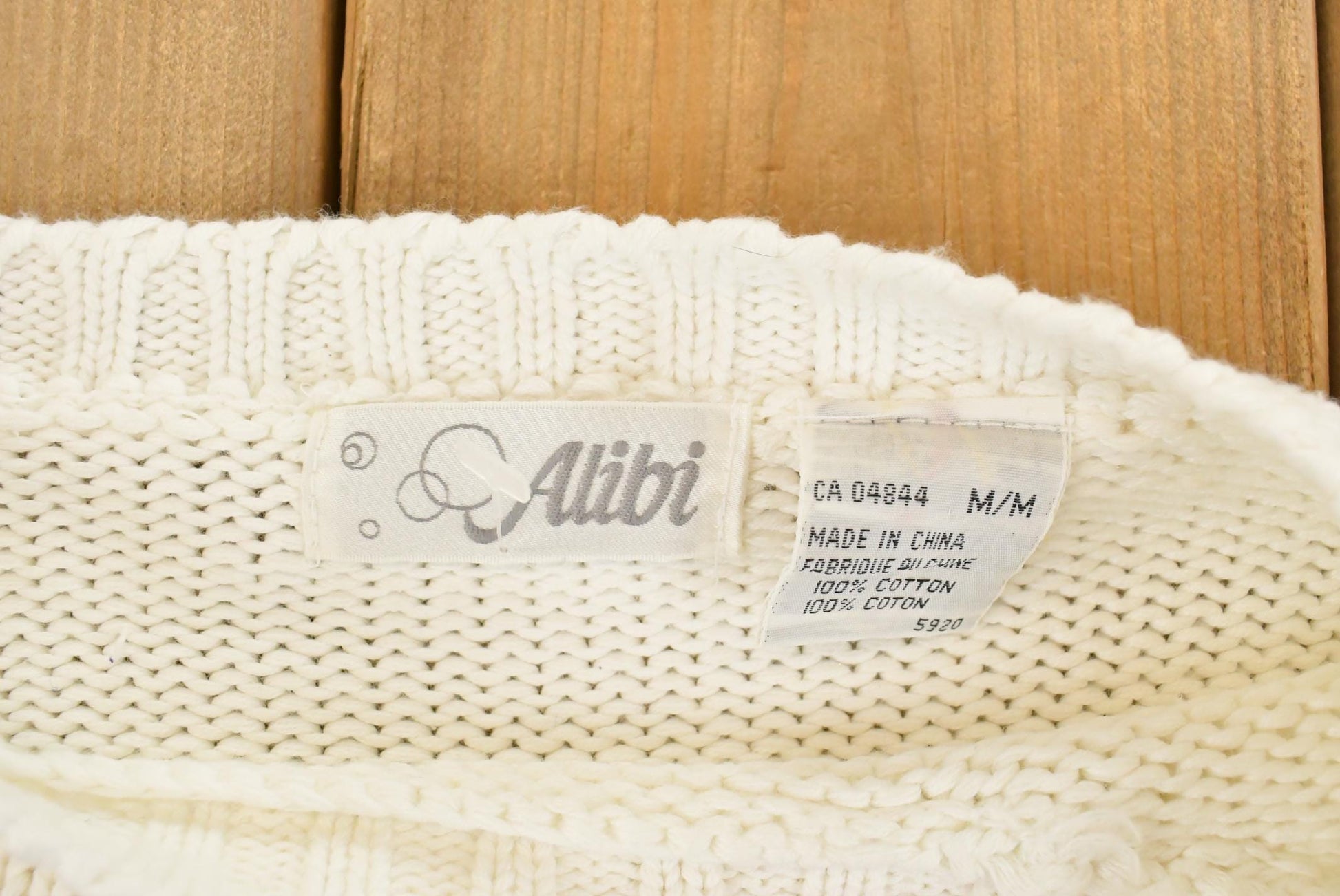 Vintage 1990s Alibi Knit Floral Sweater Women's Medium / Vintage 90s Crewneck / Floral Pattern Sweater / Pullover Sweatshirt