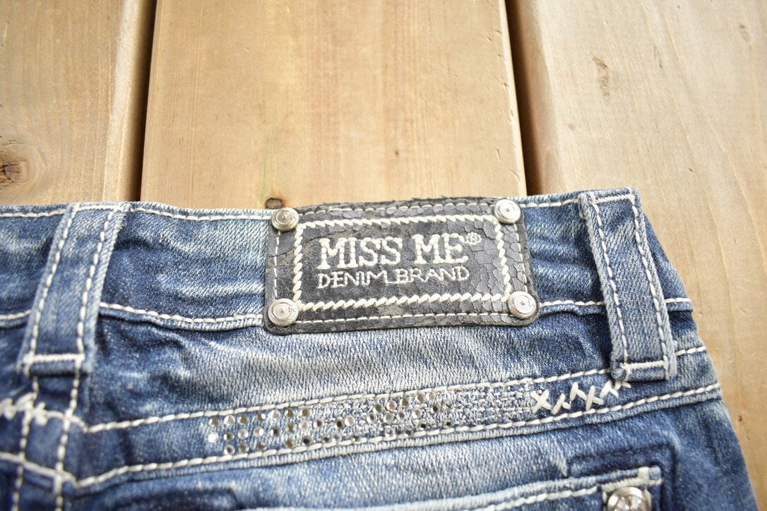 Vintage Y2K Miss Me Bedazzled Thrashed Low Rise Boot Cut Jeans Size 26x33