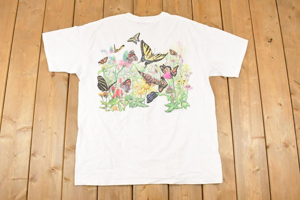 Vintage 1990s Multi Butterfly FAB Souvenir Outdoorsman T-Shirt Women's XL