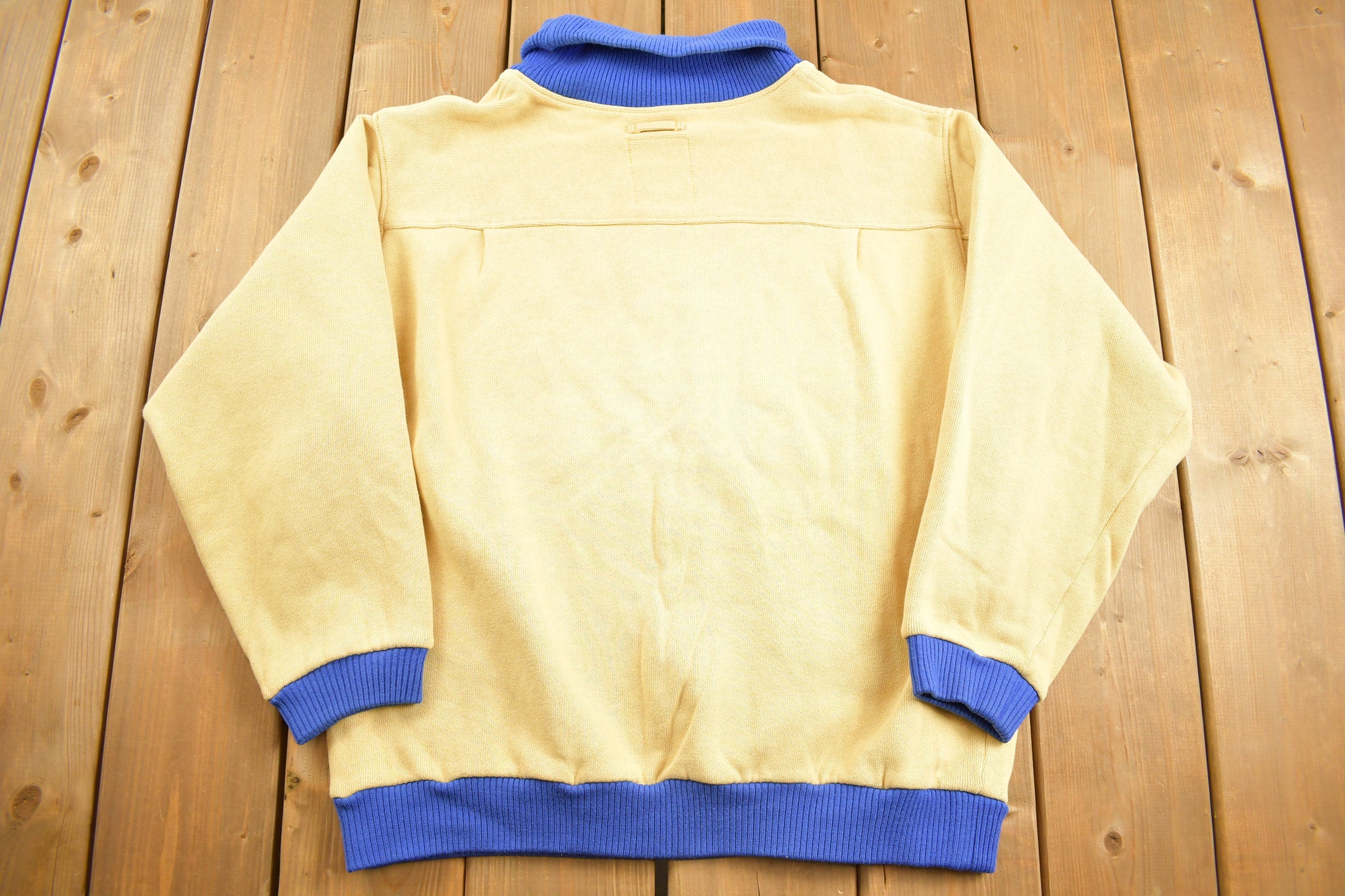Vintage 1980s Xaline Polar Bear Fish Theme Turtleneck
