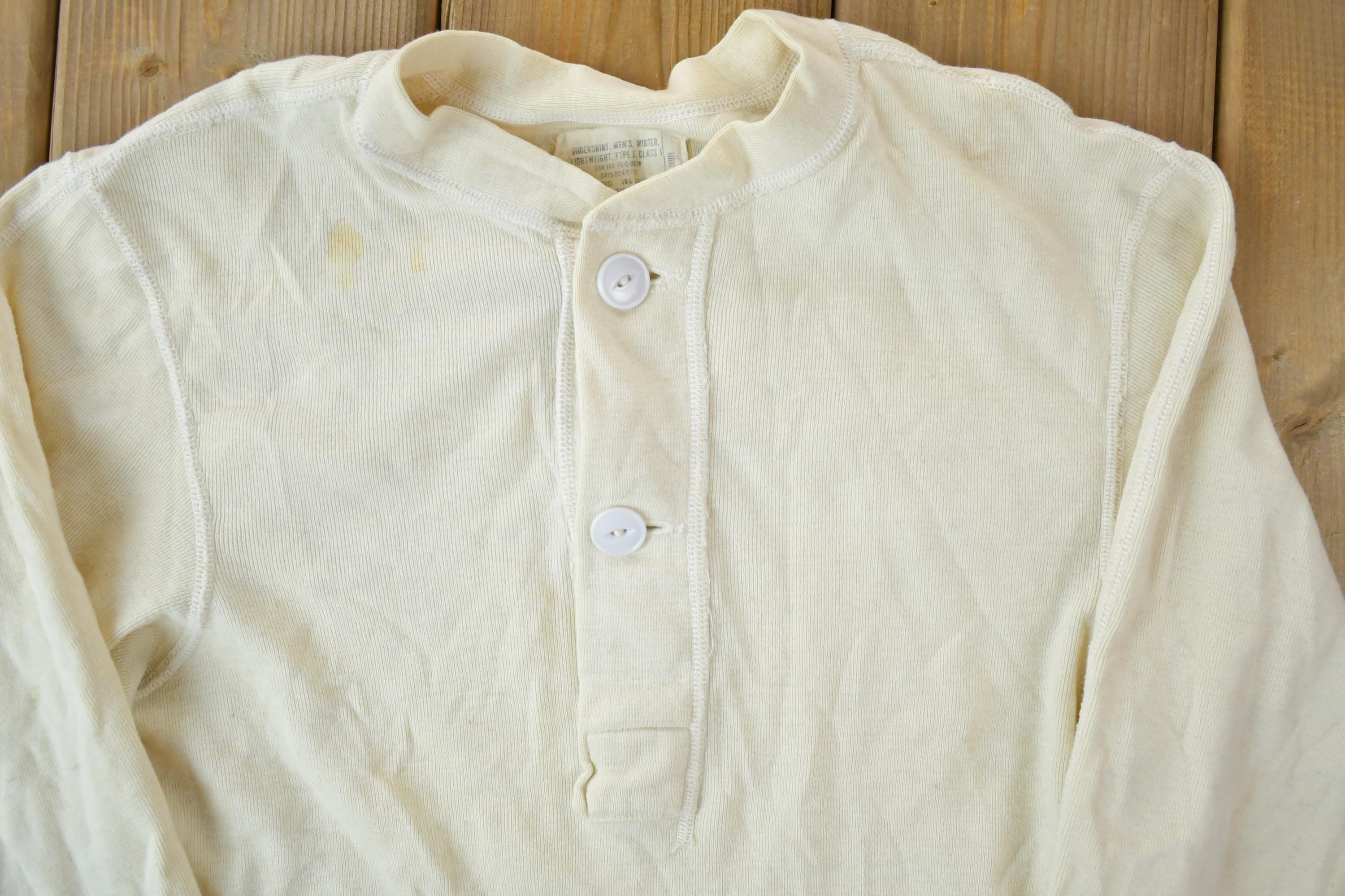 Vintage 1990s Cream Quarter Button Crewneck Sweatshirt /