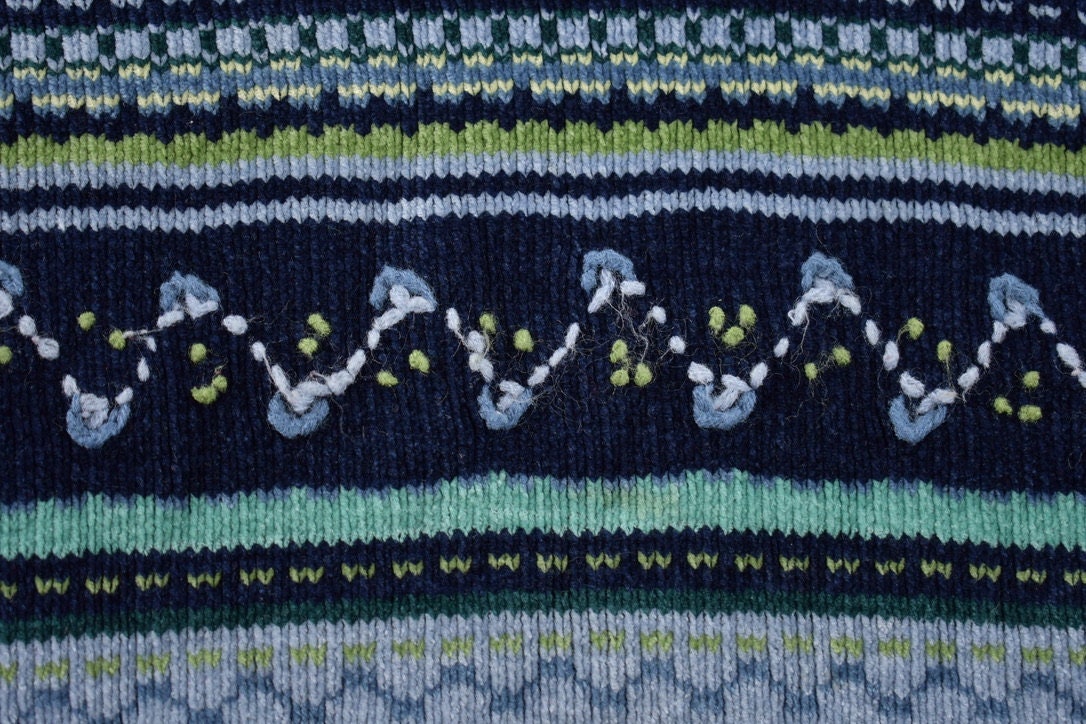 Vintage 1990s Blues Stag Knitted Patchwork Ladies Sweater