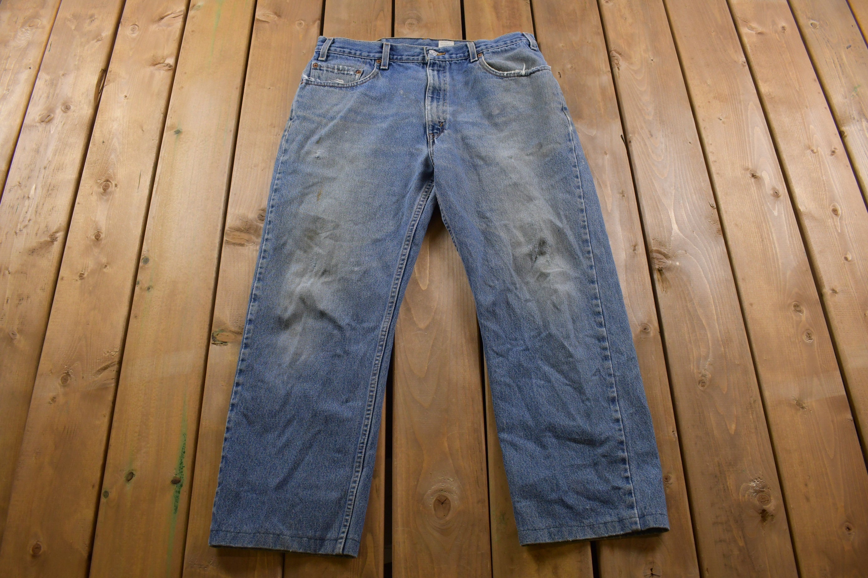 Vintage 1990s Levi's 505 Red Tab Jeans Size 34 x 26