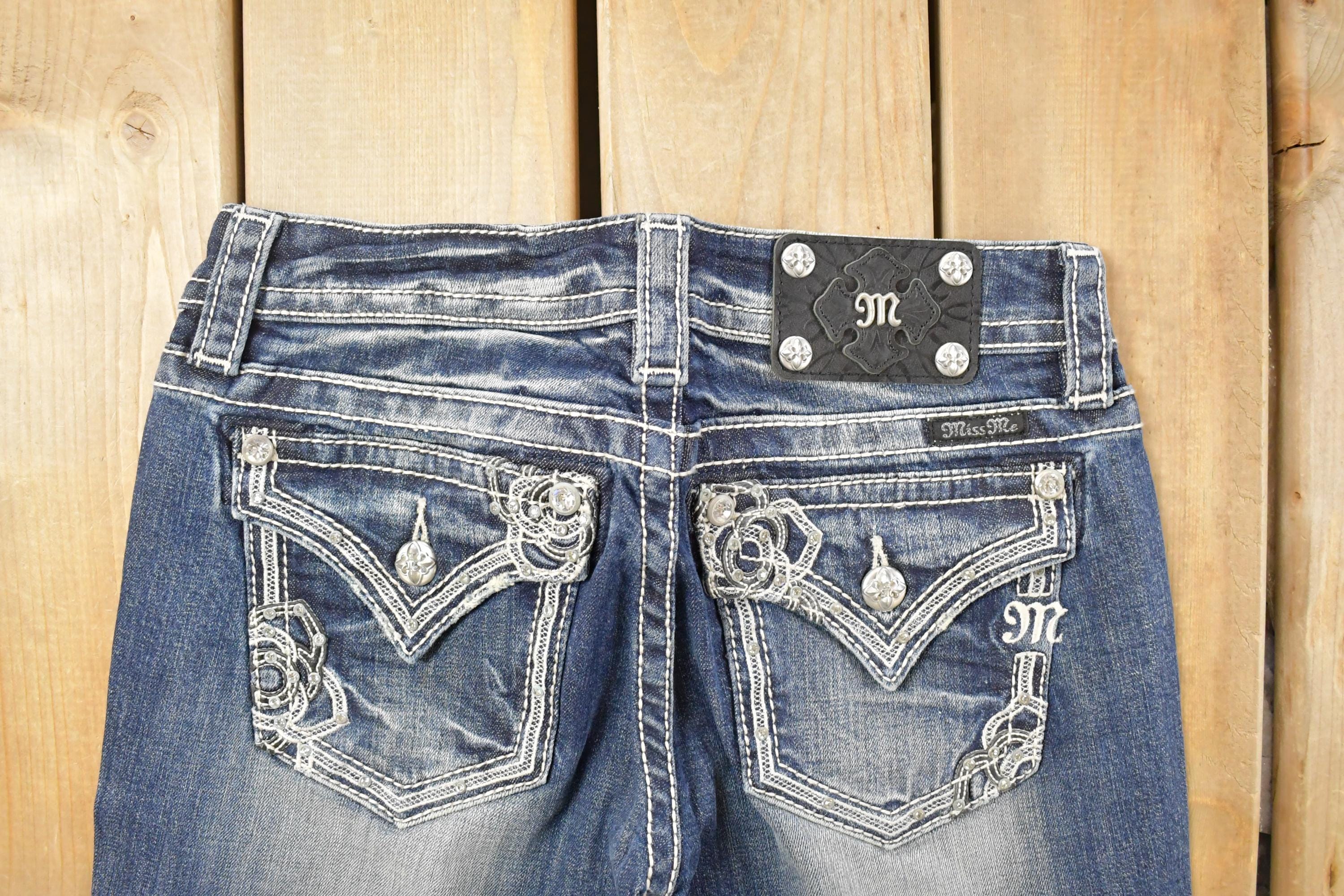 Vintage Deadstock Y2K Miss Me Bedazzled Low Rise Jeans Women's Size 26x31