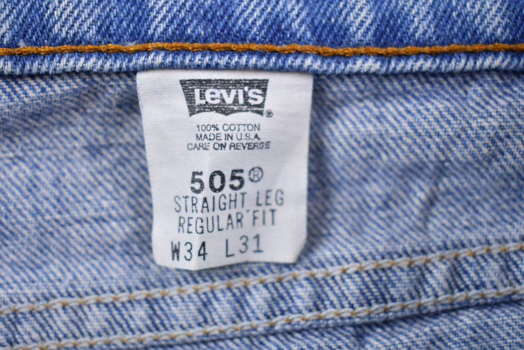Vintage 1990s Levi's 505 Red Tab Jeans Size 32 x 31