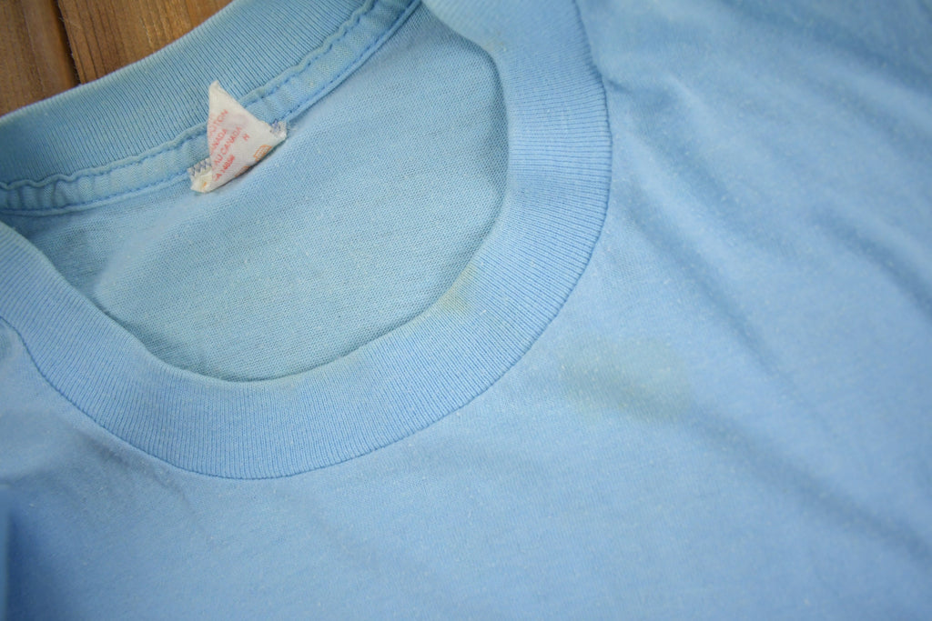 Vintage 1990s Westport Wolf Graphic Souvenir T Shirt