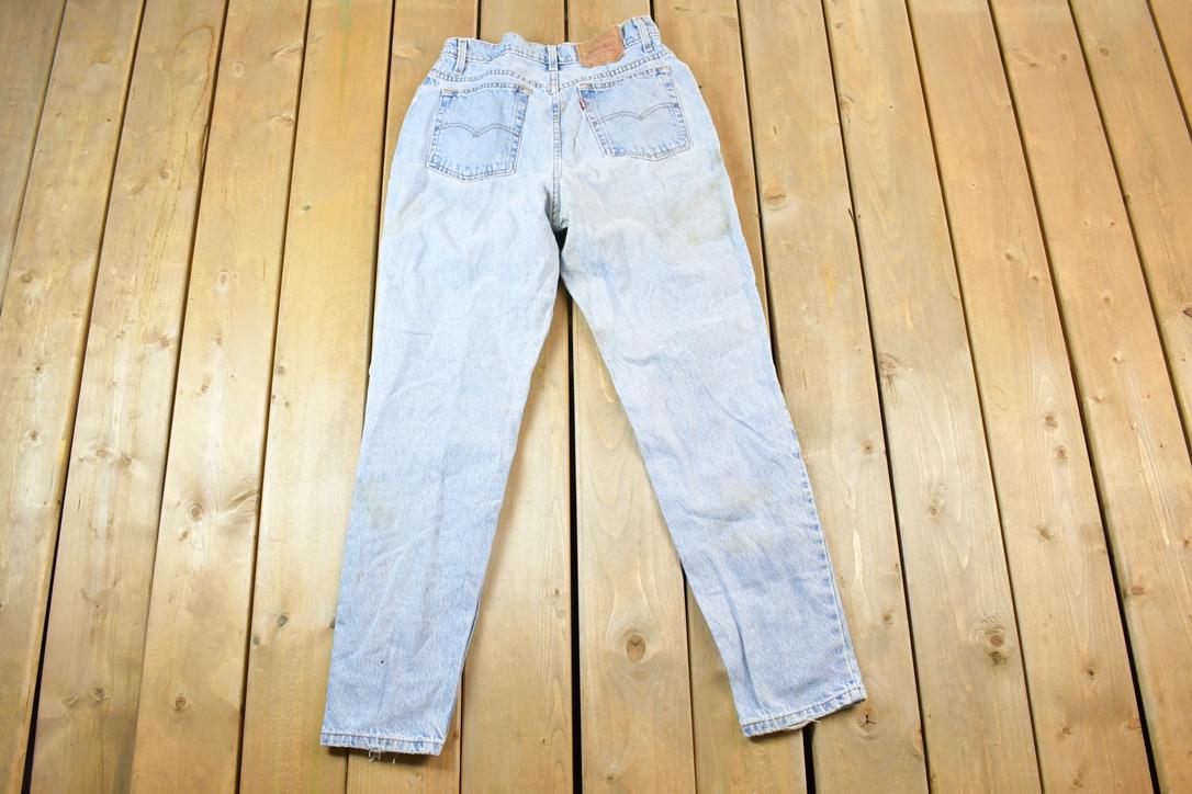 Vintage 1990s Levi Strauss Red Tab Denim Jeans Size 30 x 28 Made In USA