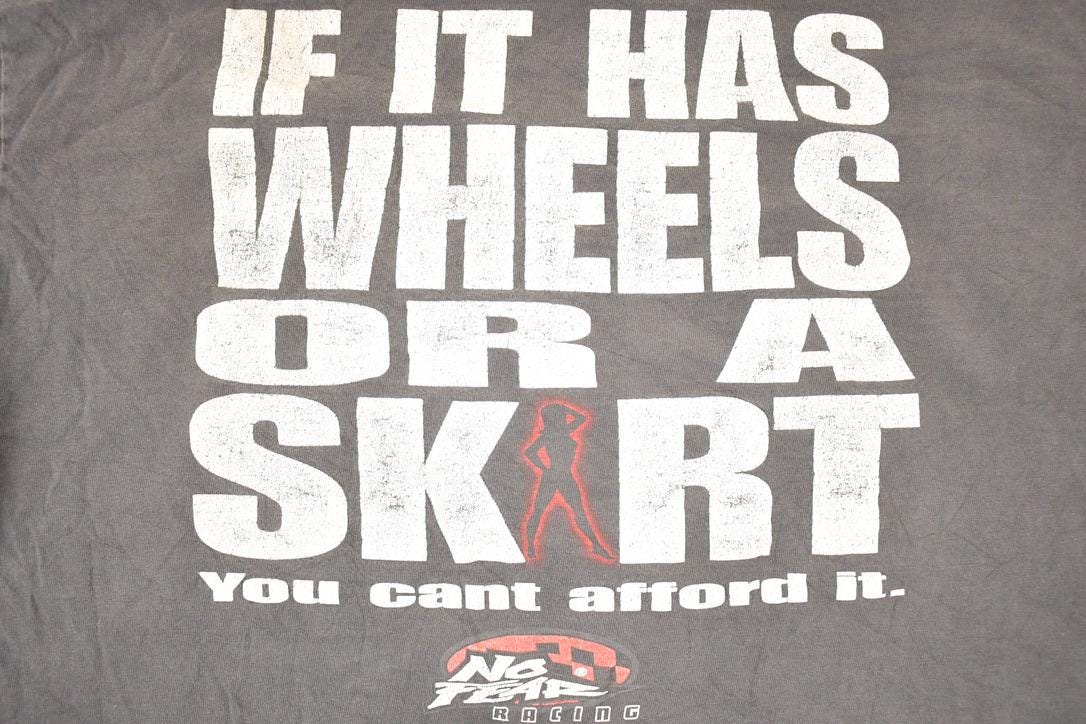 Vintage 1990s No Fear Racing Souvenir Travel T-Shirt Men's L