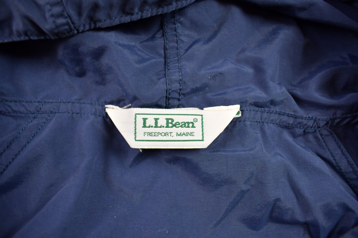 Vintage 1980s LL Bean Windbreaker Jacket / Made In USA / Streetwear / Athleisure / Outdoorsman / Rain Jacket