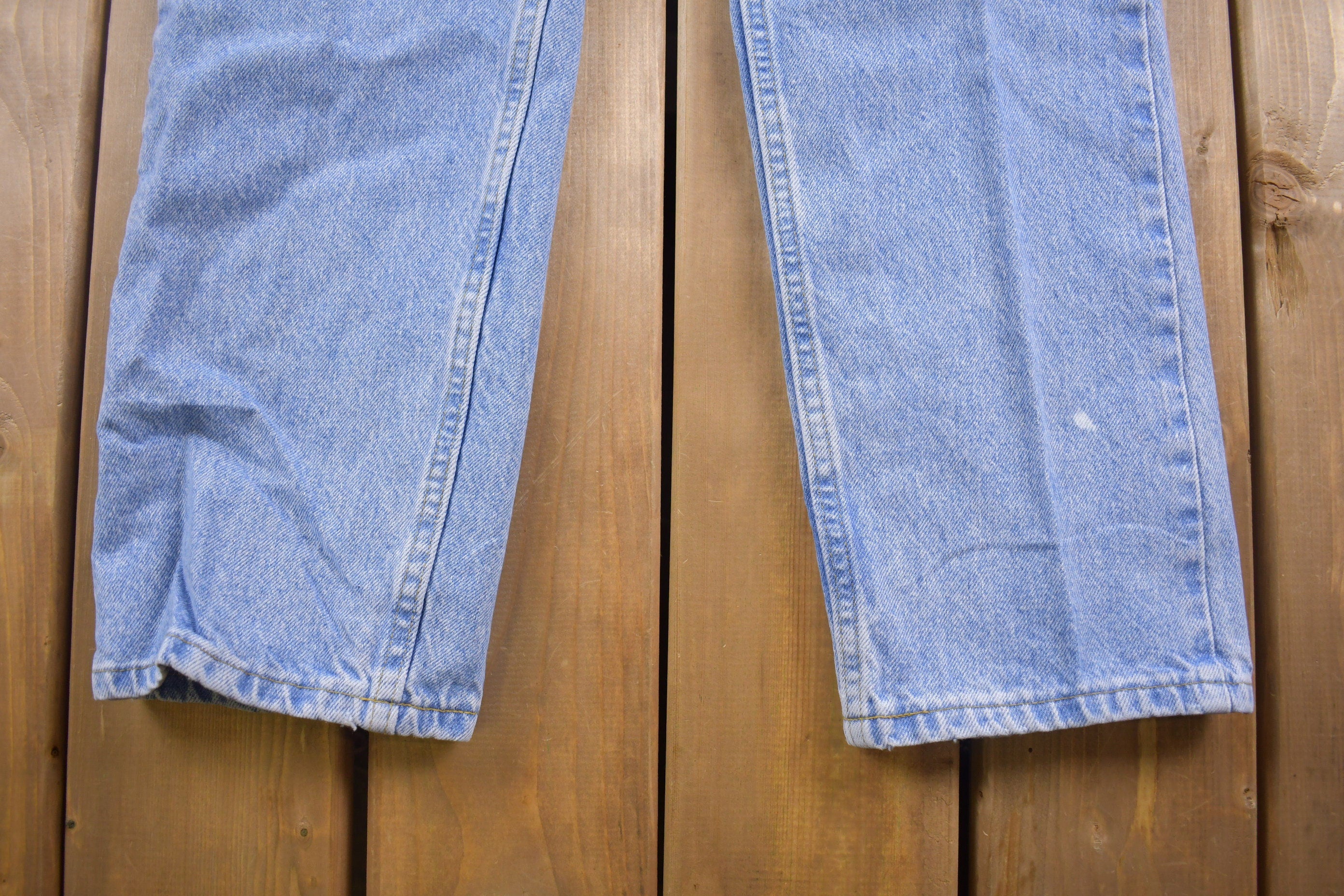 Vintage 1990's Lee Blue Jeans 32 x 27
