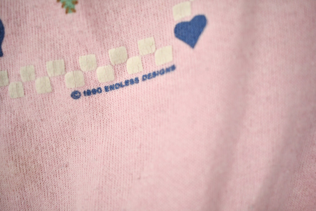 Vintage 1980 Cute Heart Graphic Raglan Crewneck