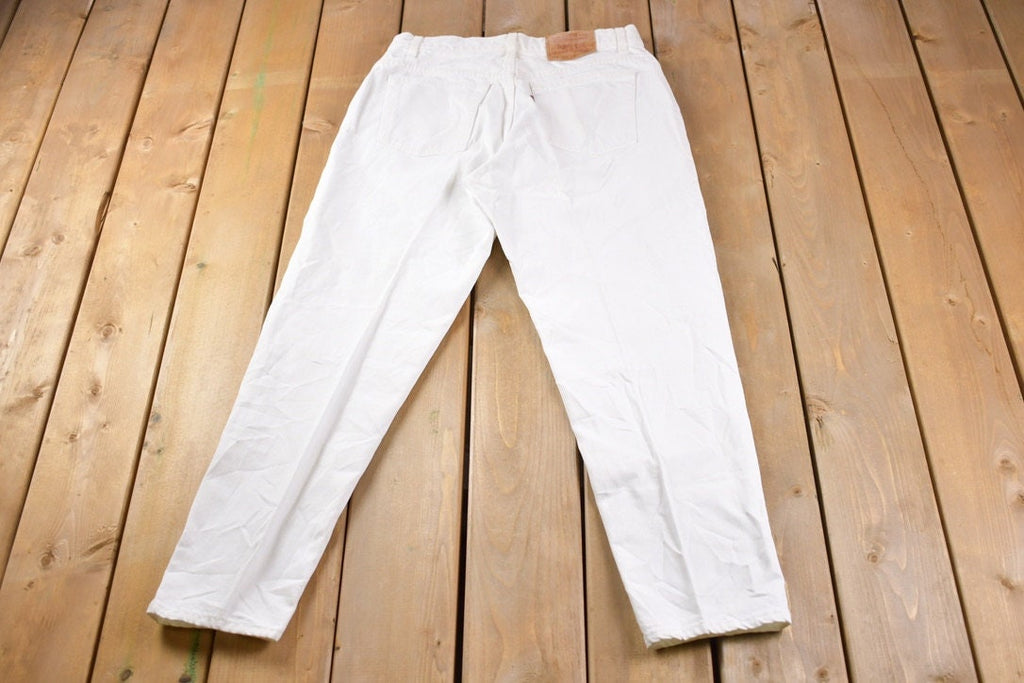 Vintage 1990s Levi 551 Red Tab Jeans Size 32 x 30
