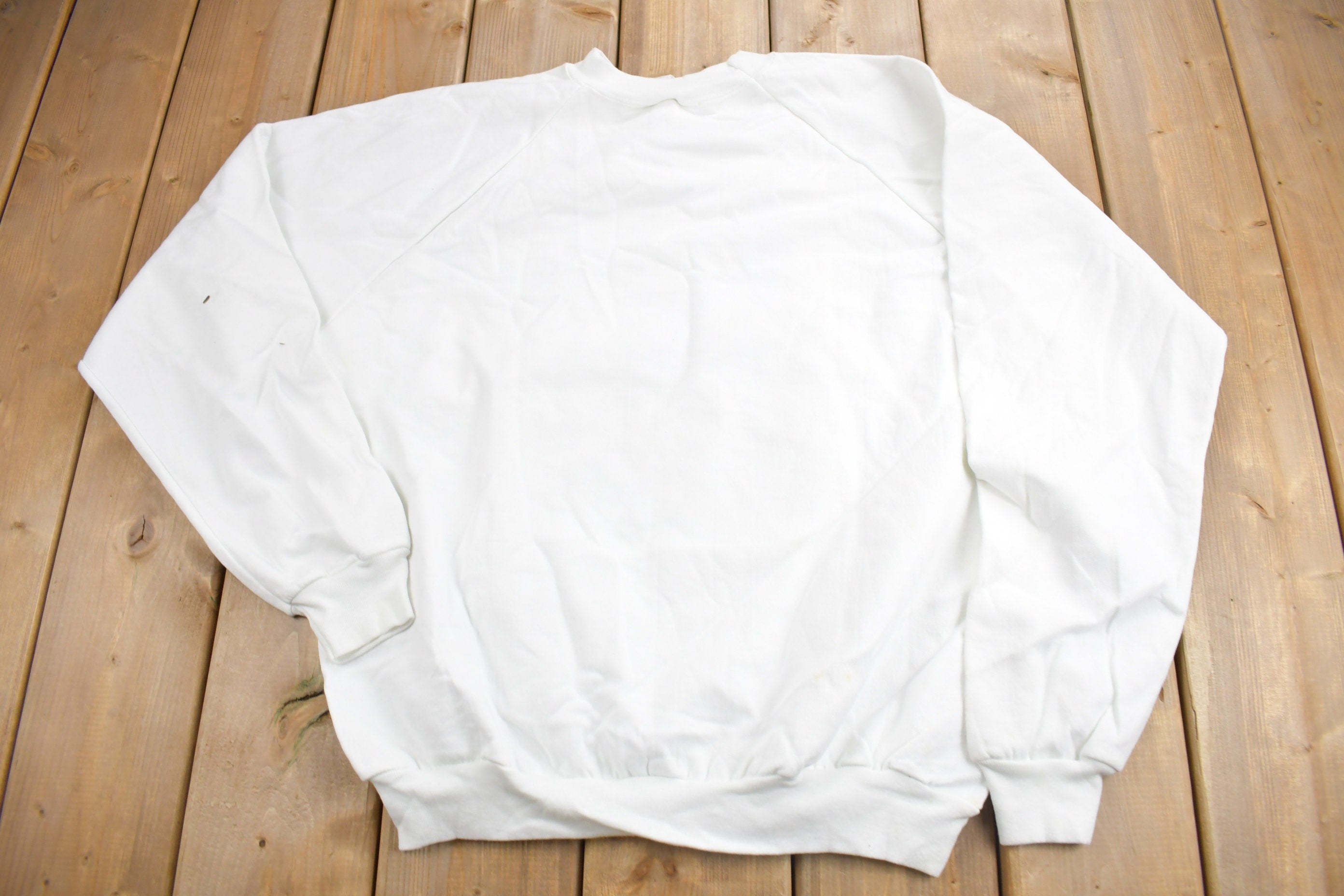 Vintage 1990s 100% Genuine American Sportsman Crewneck