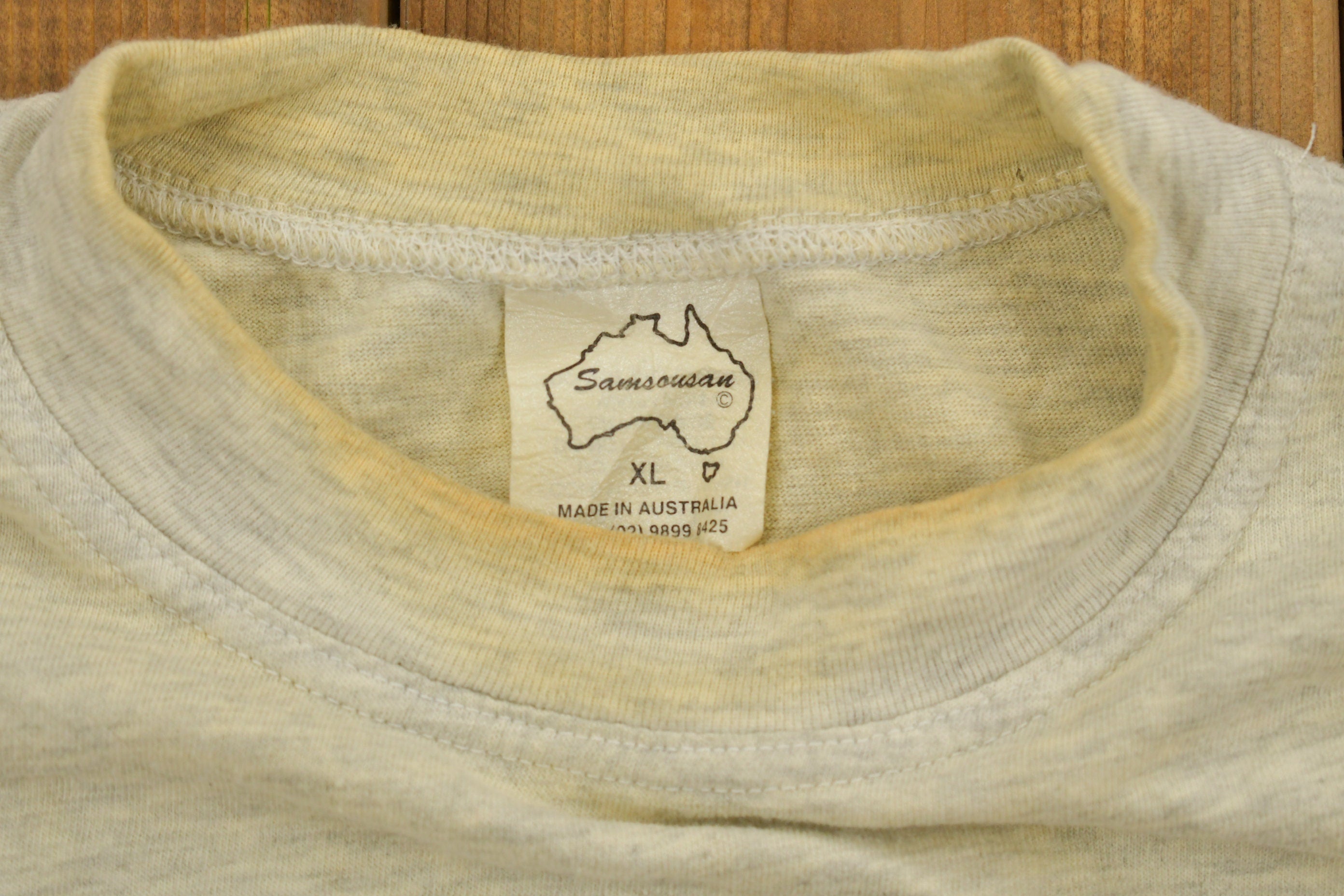 Vintage 2000 Australia Millenium T-Shirt