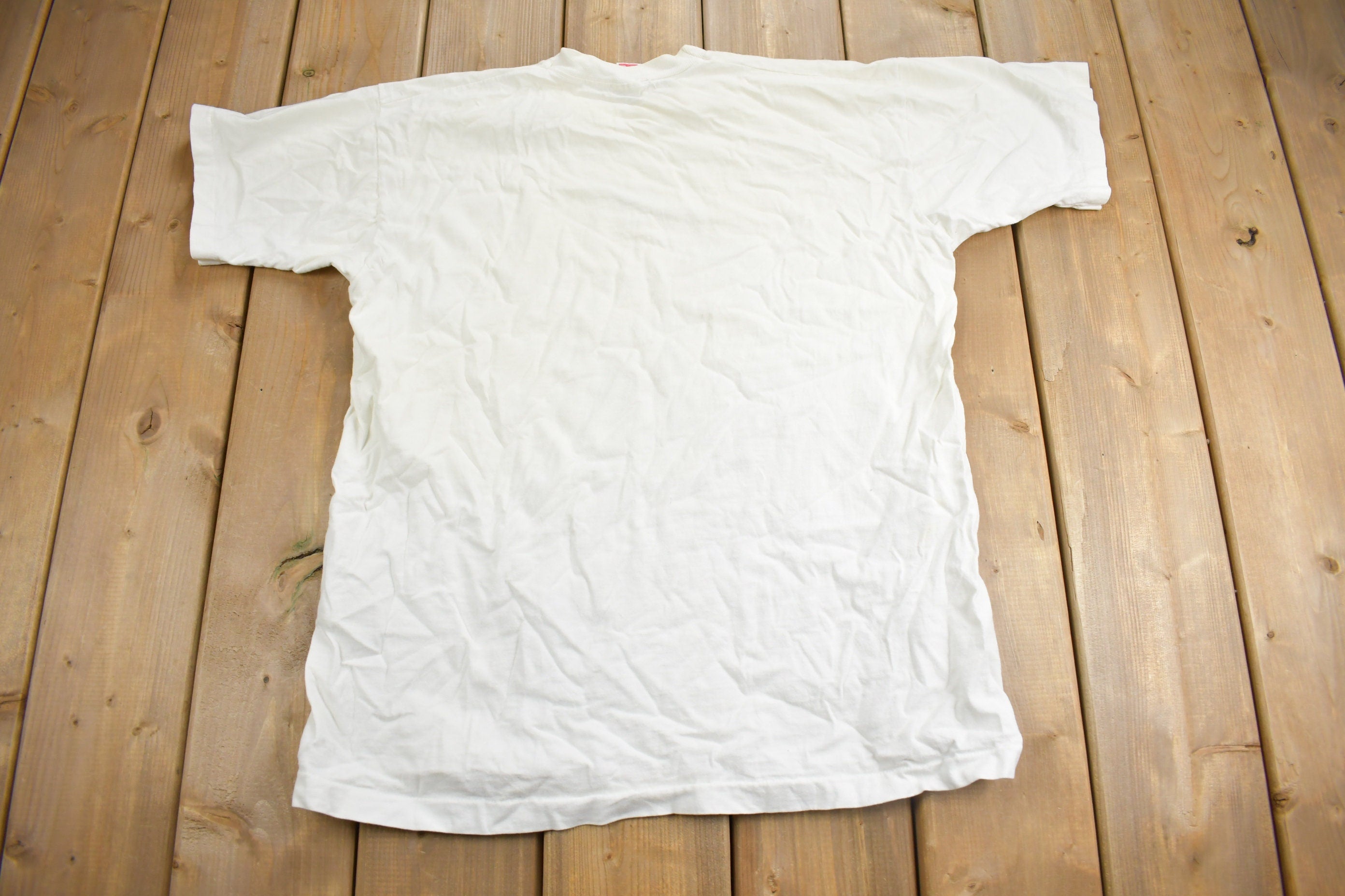 Vintage 1990s Friends Live Life Love Graphic T Shirt