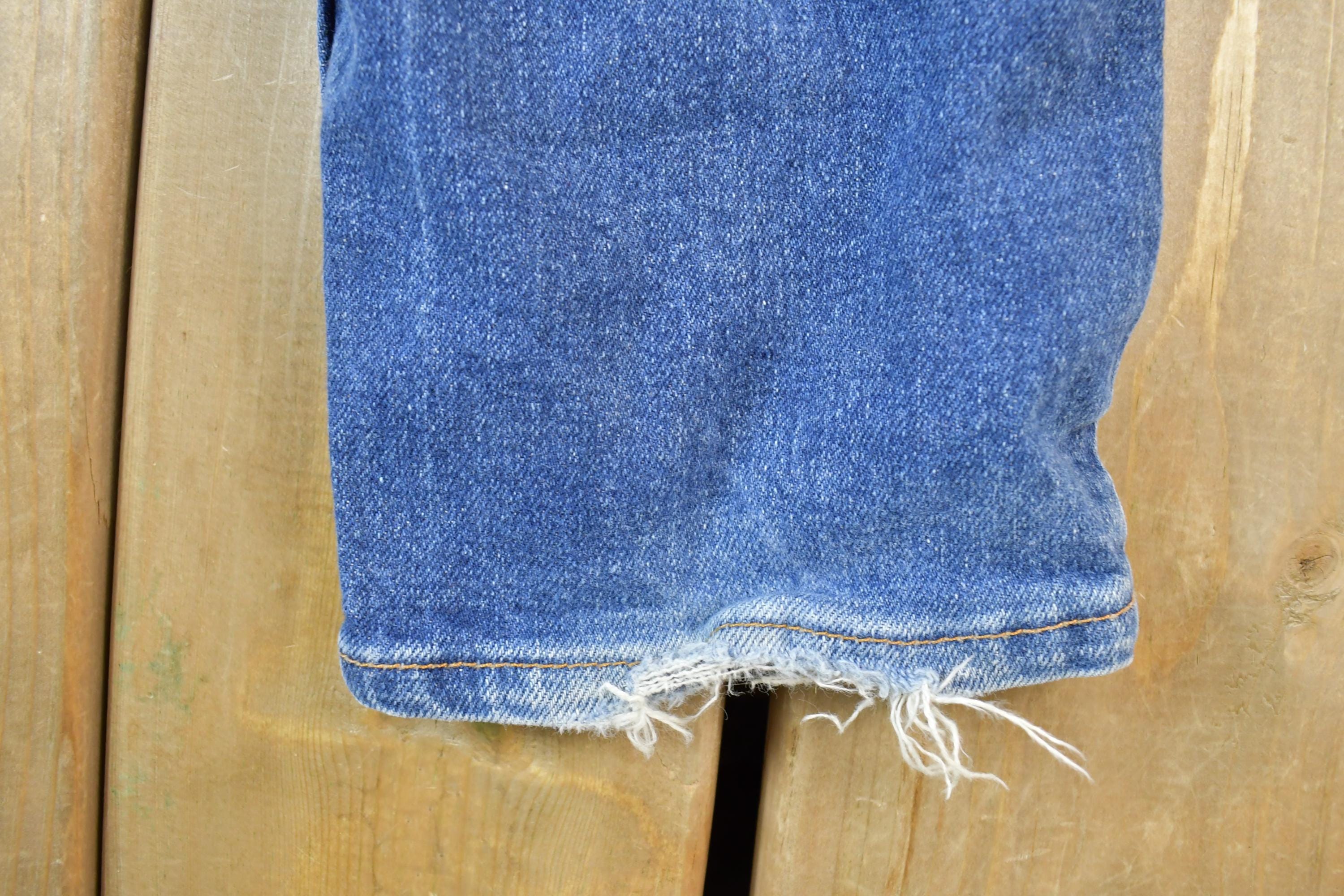 Vintage 1990s Levi Denim 550 Jeans Size 30 x 27