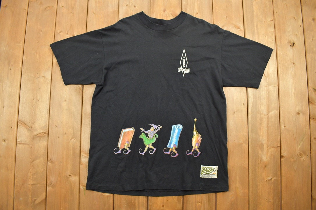 Vintage 1990s Roots Canada Graphic T-Shirt