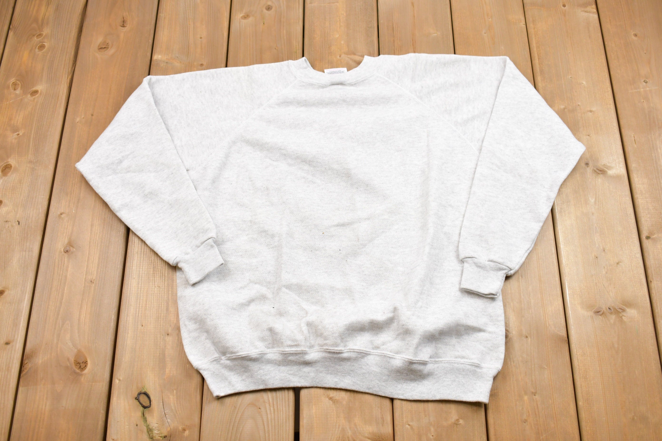 Vintage 1990s Blank Hanes Raglan Crewneck Sweatshirt