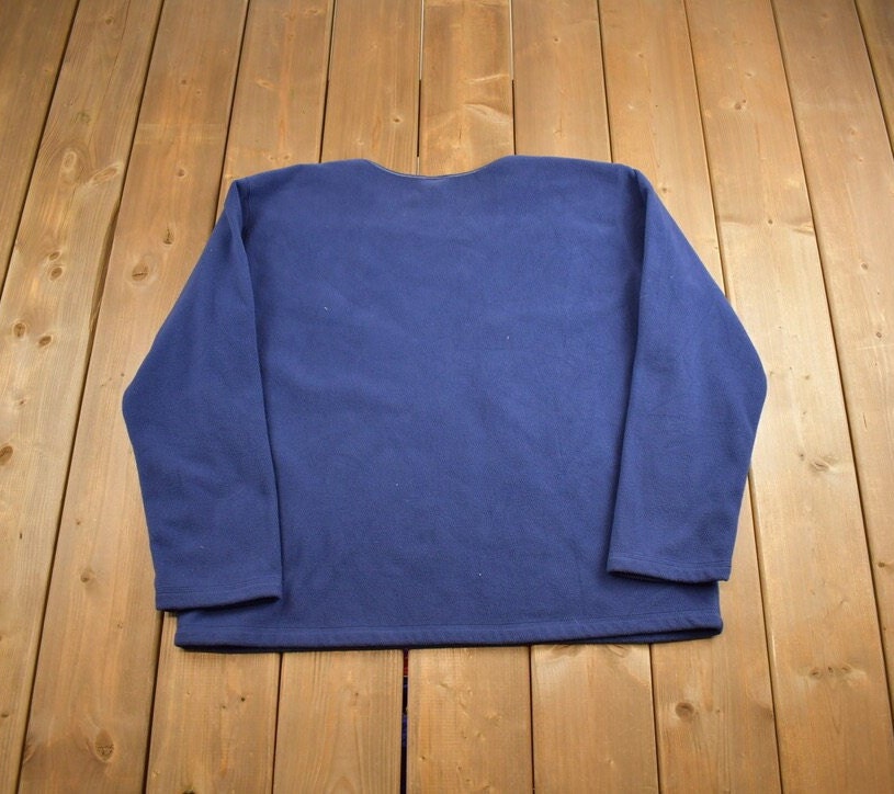 Vintage 1990s Mickey Mouse Embroidered Disney Fleece Sweater