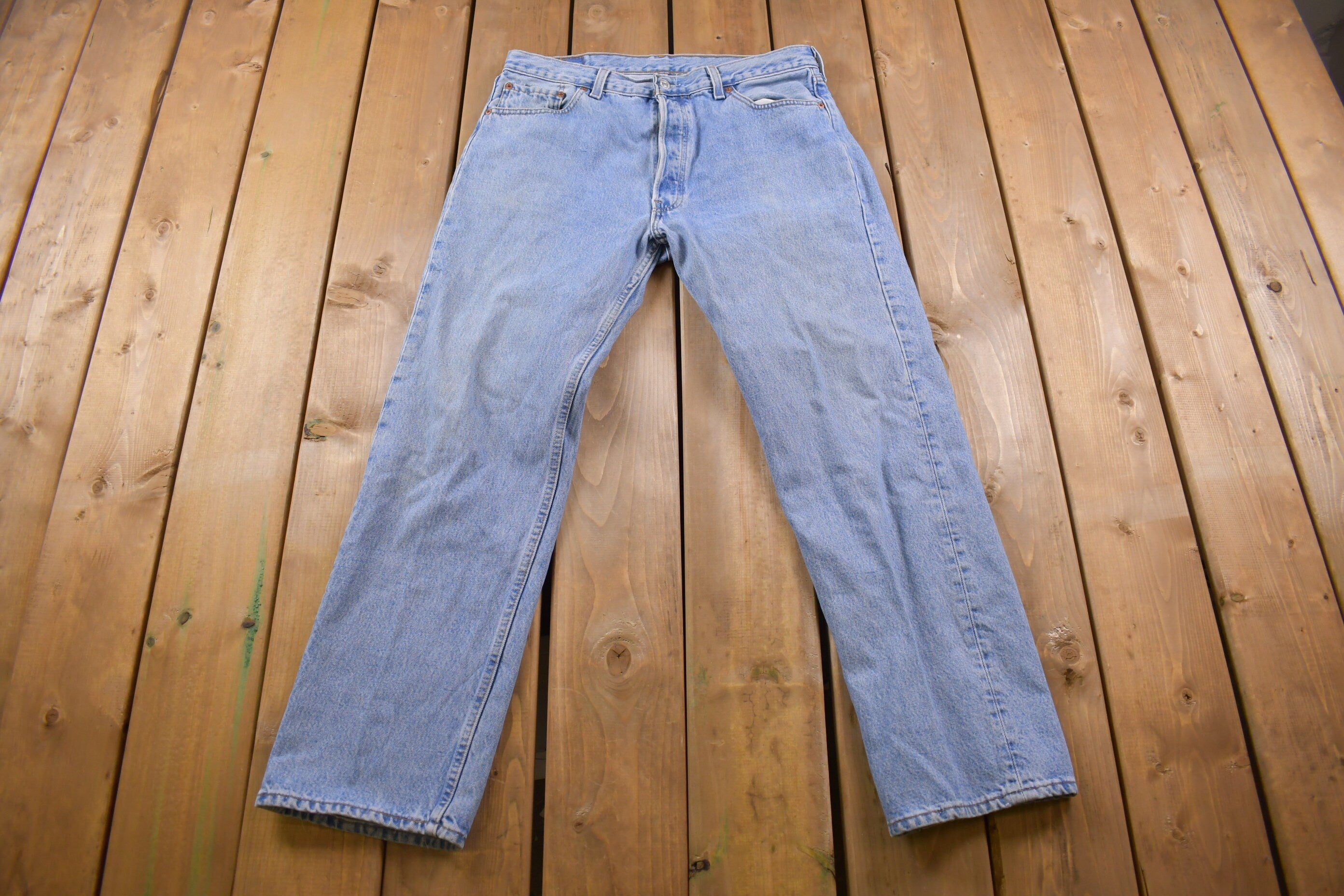 Vintage 1990s Levi's 501 Red Tab Jeans Size 34 x 29