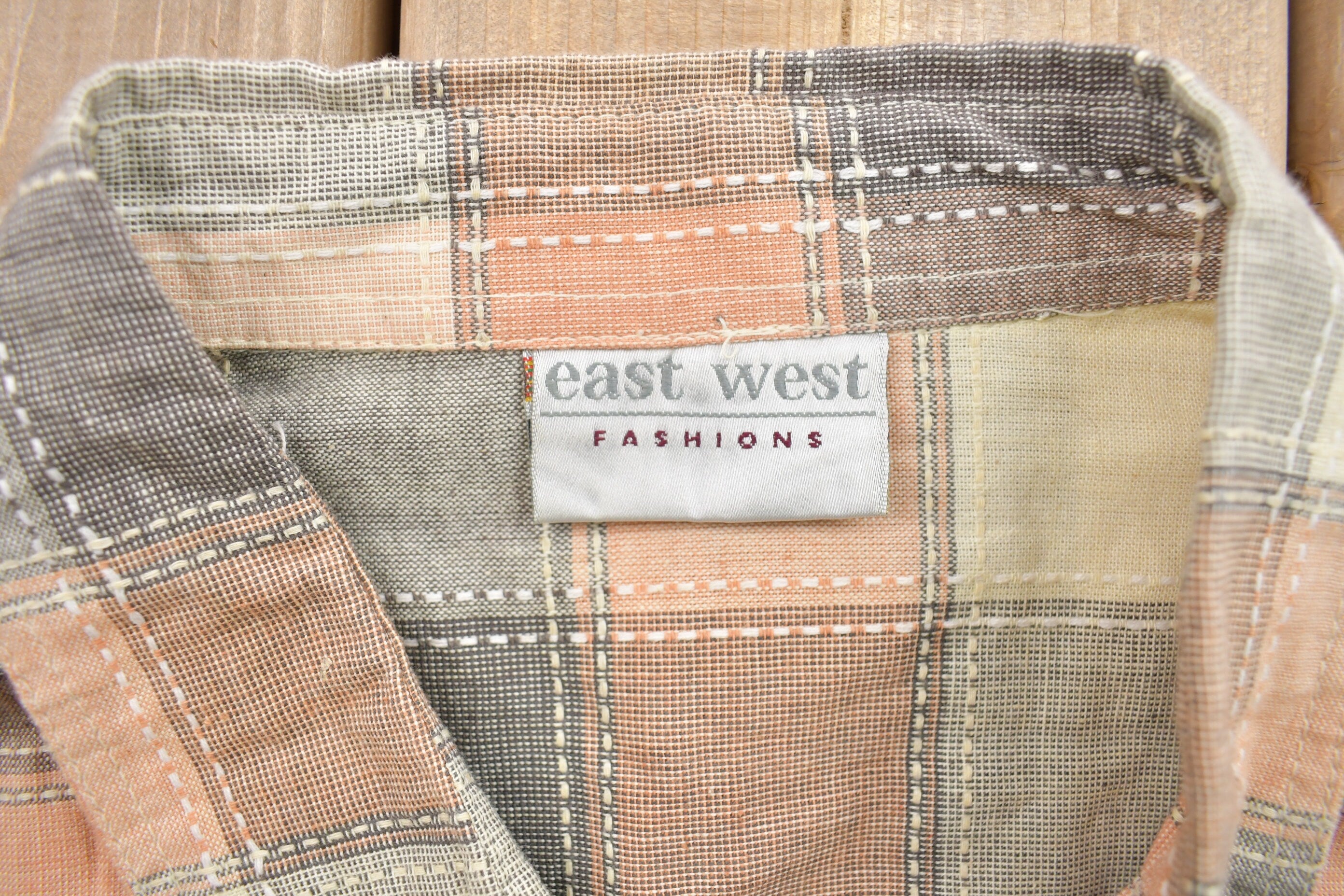 Vintage 1990s Plaid Button Up T Shirt