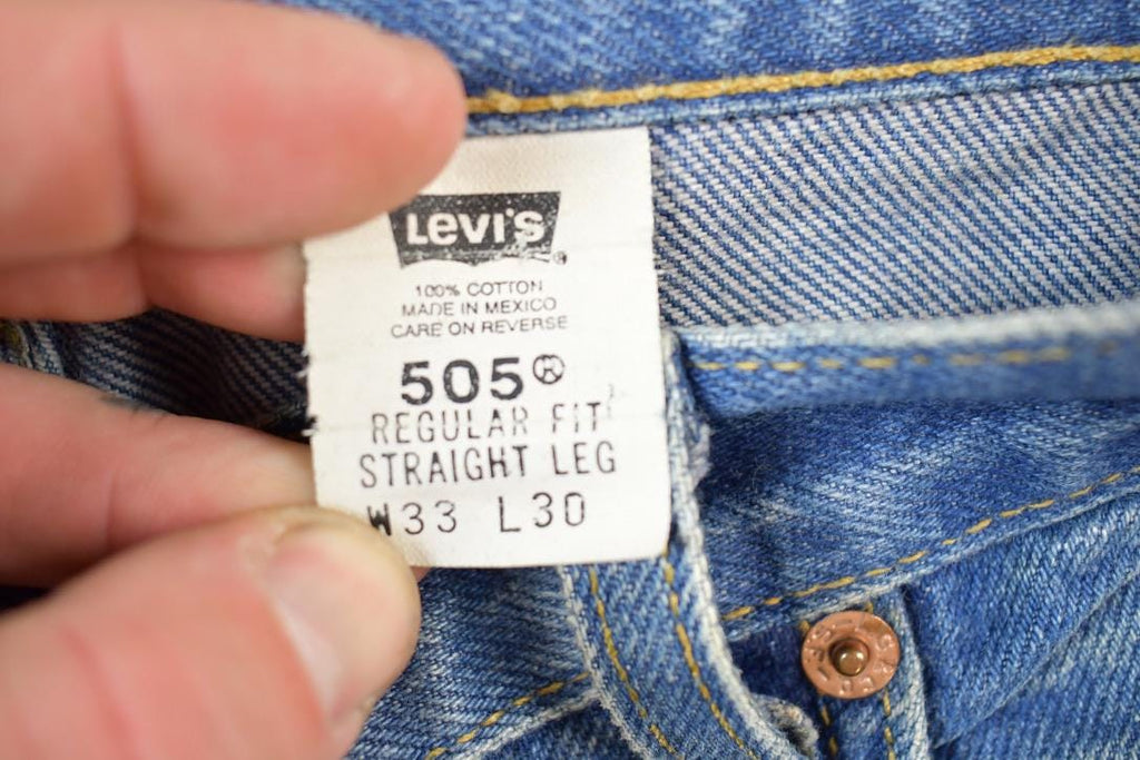 Vintage 1990s Levi Strauss Red Tab 505 Regular Fit Straight Leg Denim Jeans Size 33 x 30
