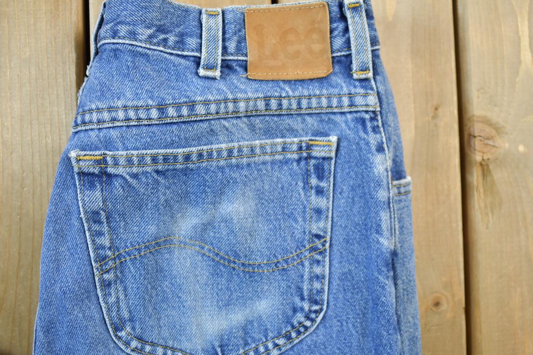 Vintage 1990s Levi's 560 Red Tab Denim Jeans Size 36 x 29 / Blue / Light Wash / Vintage Denim / Made In USA / 90s Levi's / Straight Leg