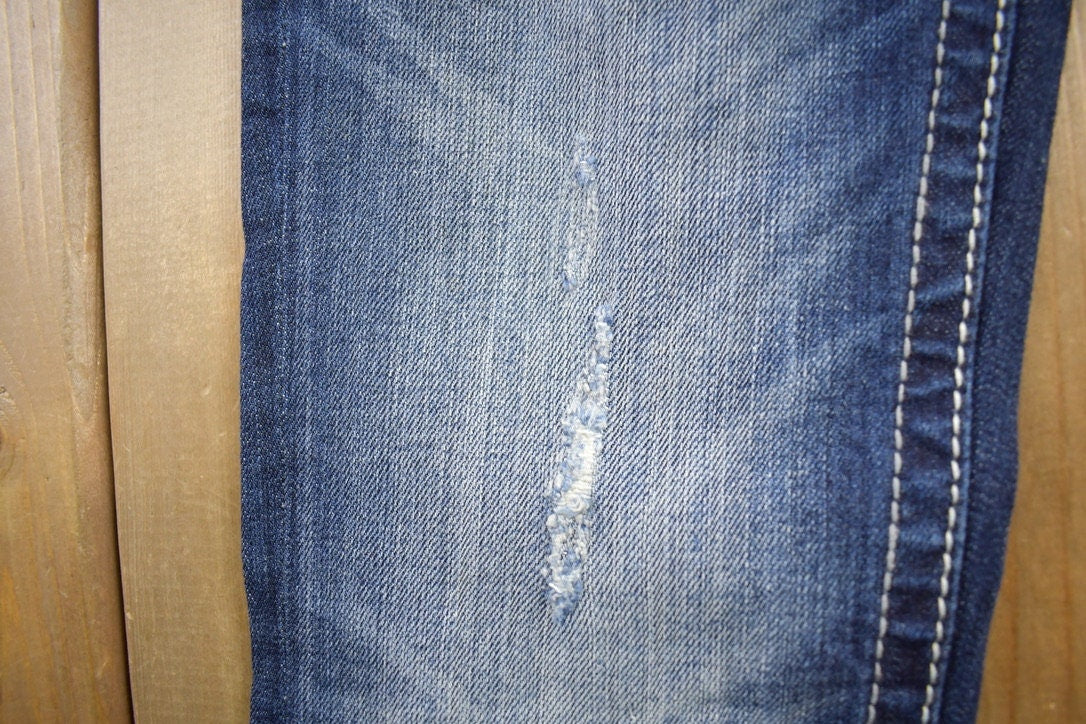 Vintage Y2K Miss Me Bedazzled Low Rise Jeans Size 26x31