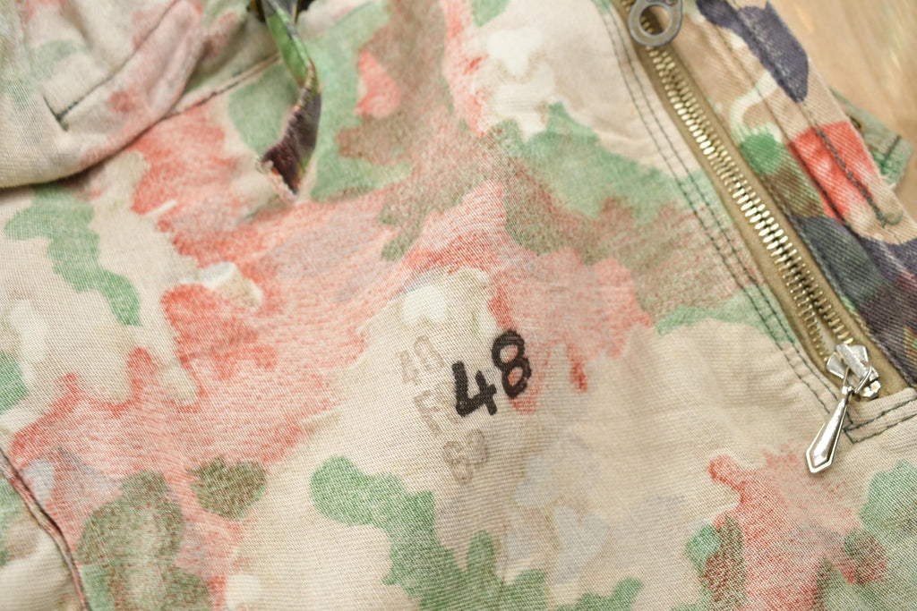 Vintage 1990s Swiss Military Alpenflage Camo Hooded Jacket