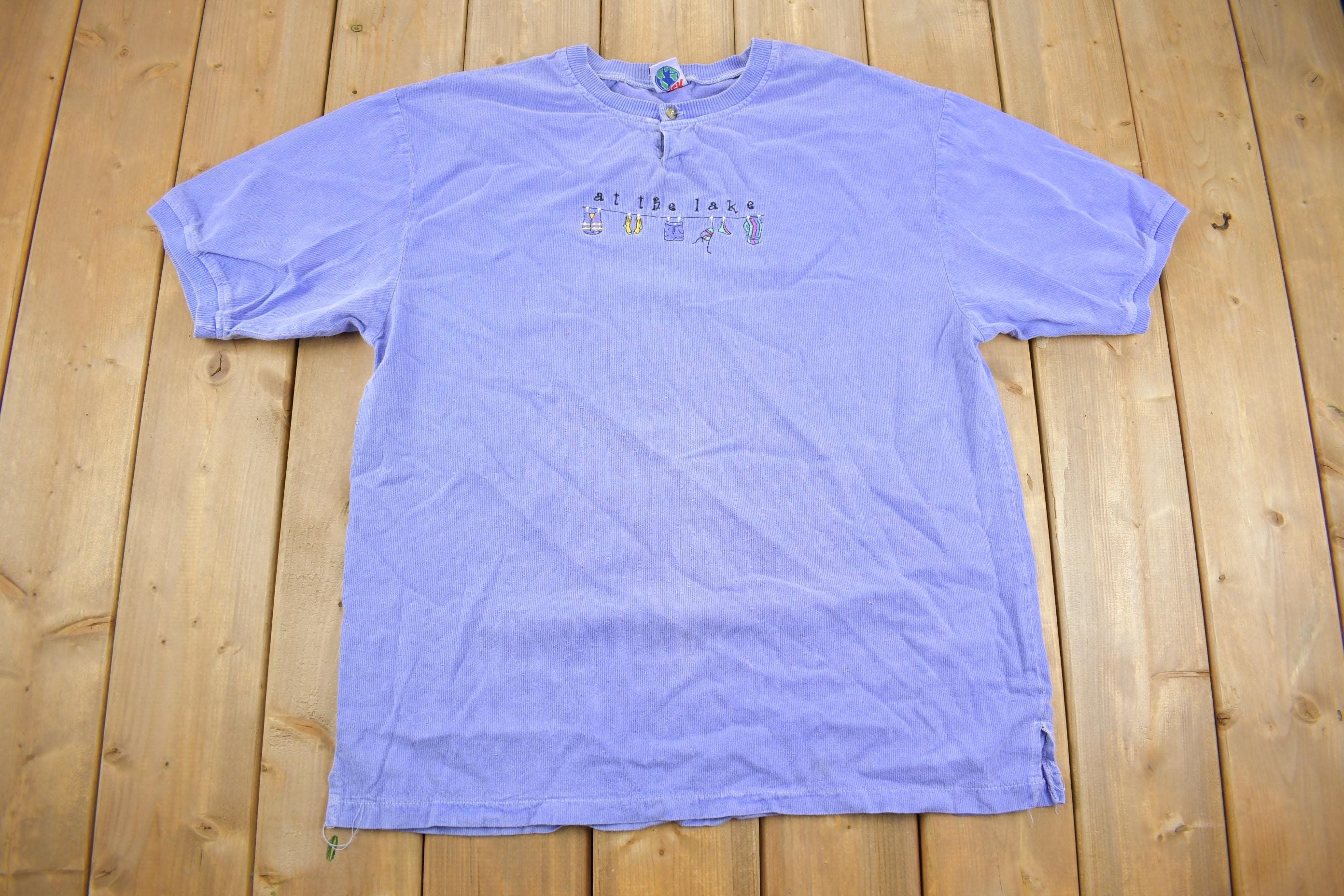 Vintage 1990s WEK At The Lake Beach Clothes Line T Shirt