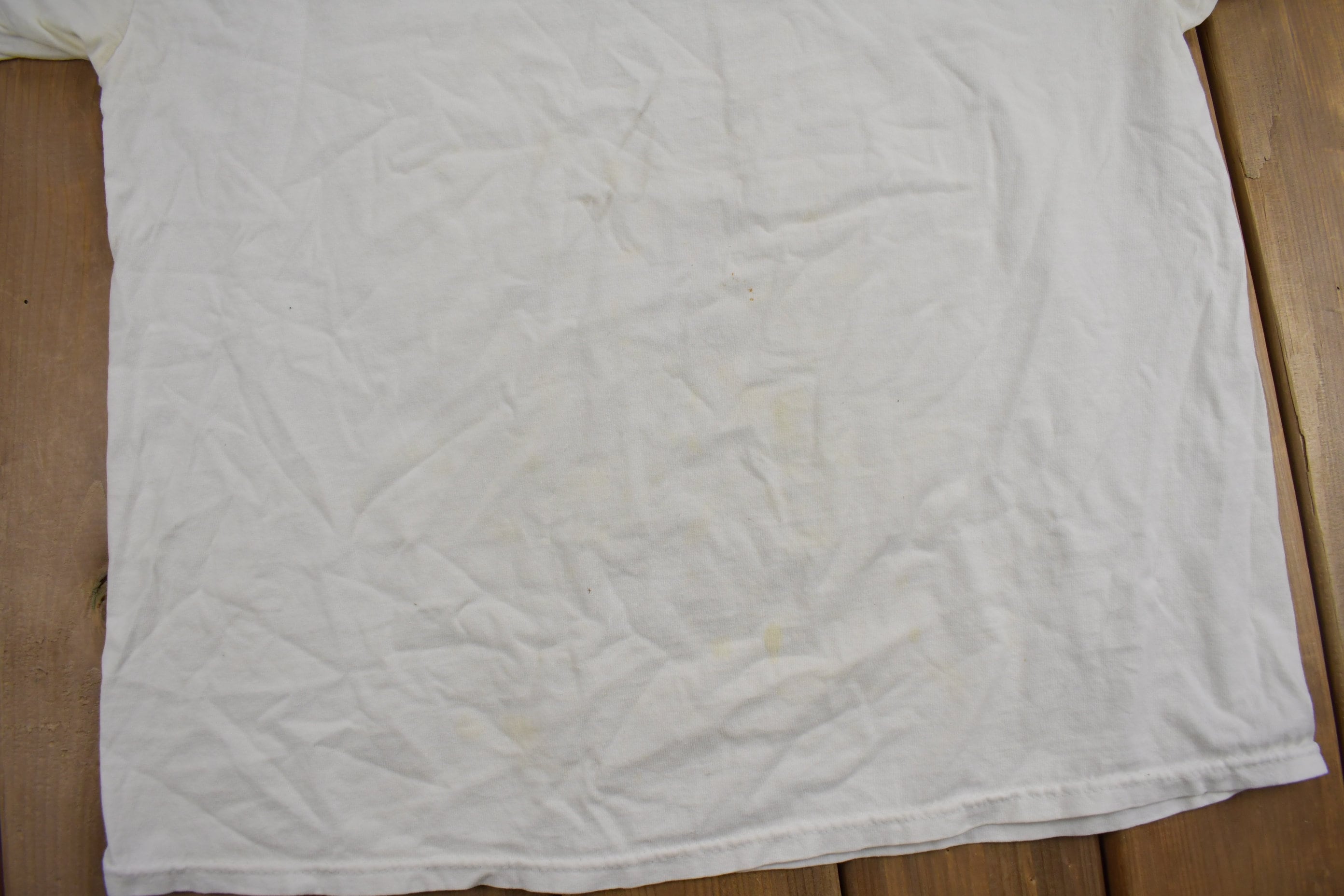 Vintage 1990s Nokia Essence music Festival Graphic T Shirt