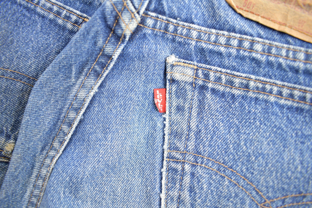 Vintage 1990s Levi's 501 Red Tab Jeans Size 30 x 29.5
