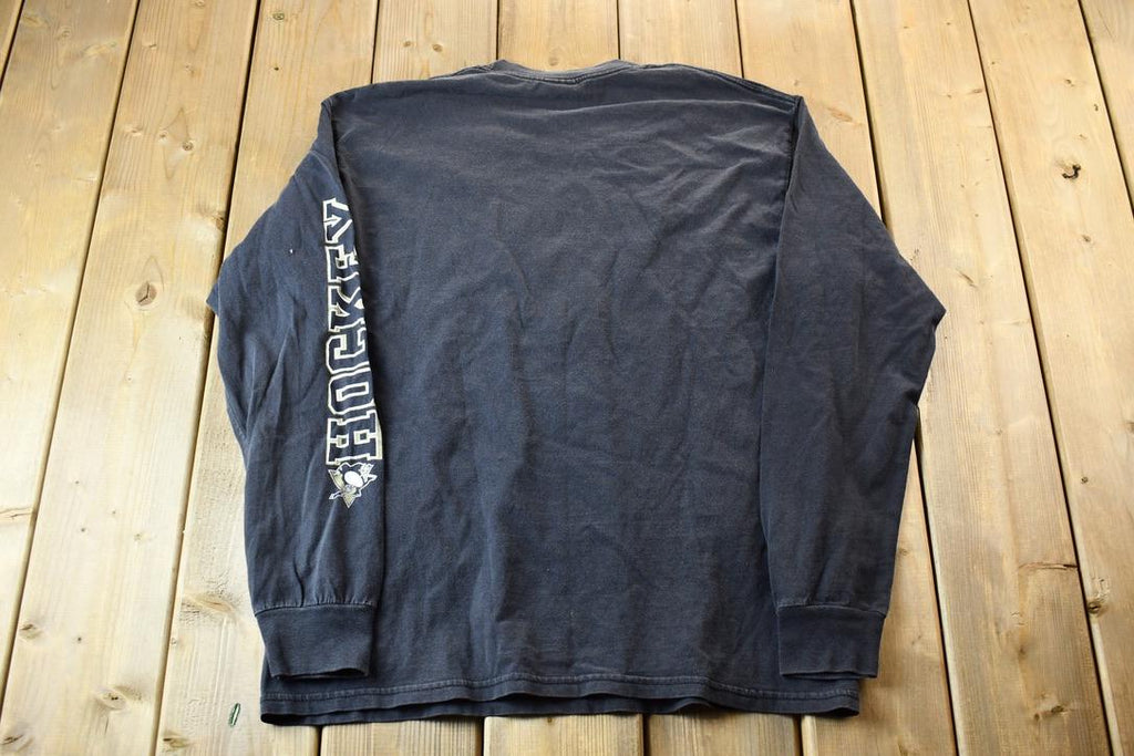 Vintage 1990s Pittsburgh Penguins NHL Hockey Long Sleeve Graphic T-Shirt