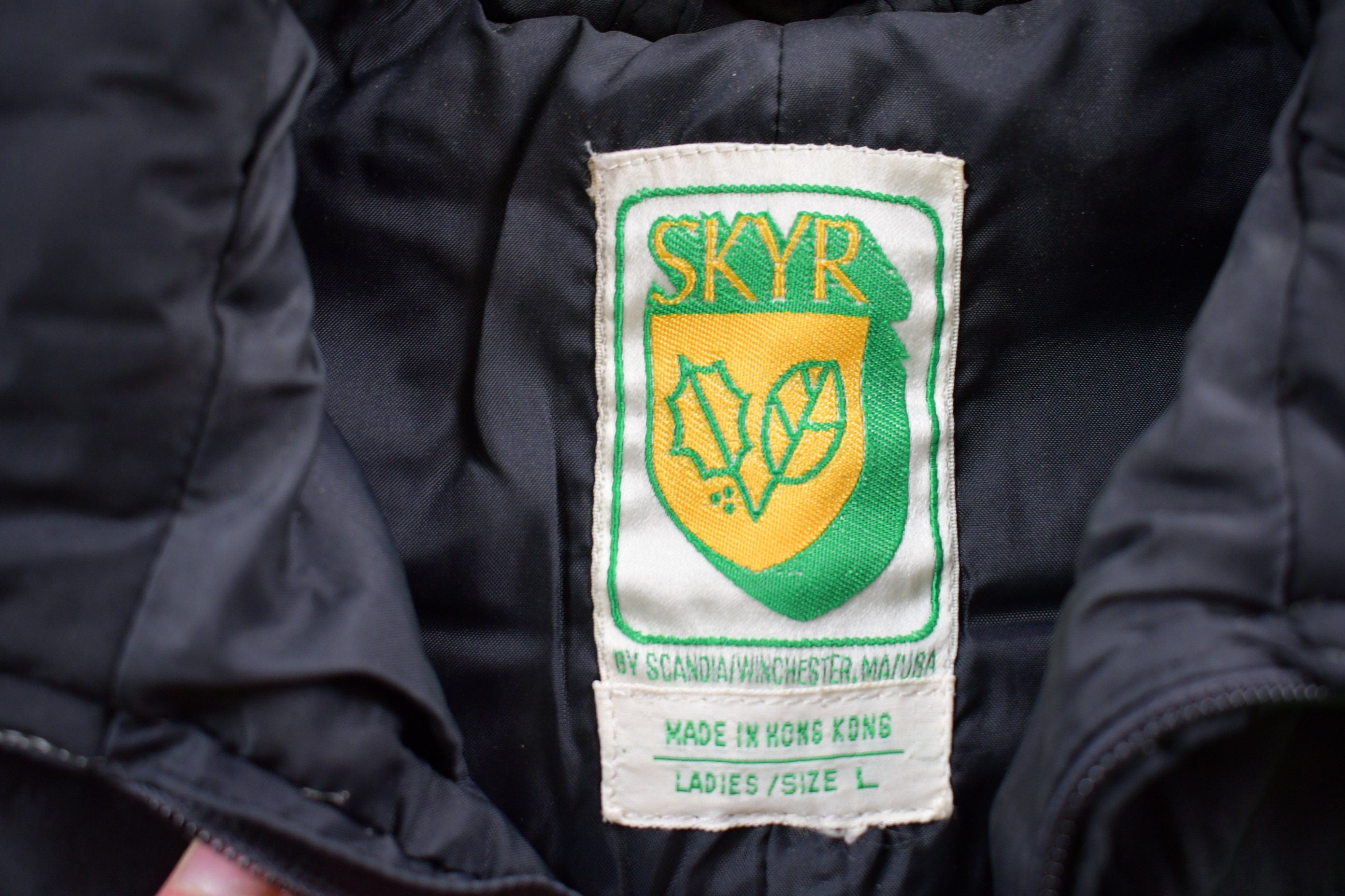 Vintage 1980s Skyr Full Zip Windbreaker Jacket