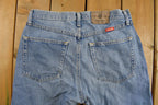 Vintage 1990s Wrangler Light Wash Relaxed Tapered Jeans