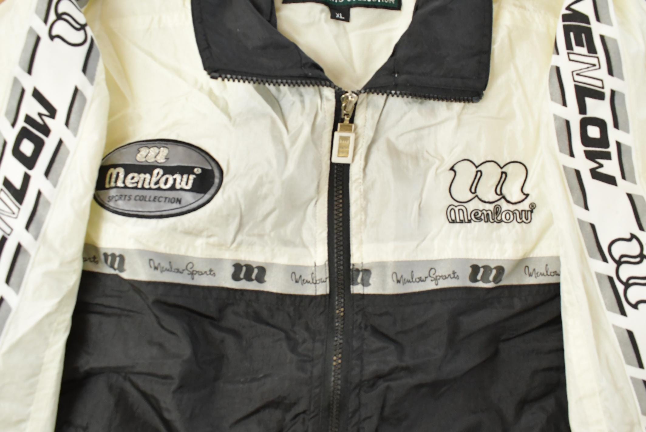 Vintage 1990s Menlow Sports Embroidered Windbreaker Jacket Men's Large / 90s Jacket / Lightweight / Running Athletic Sportswear / Athleisure