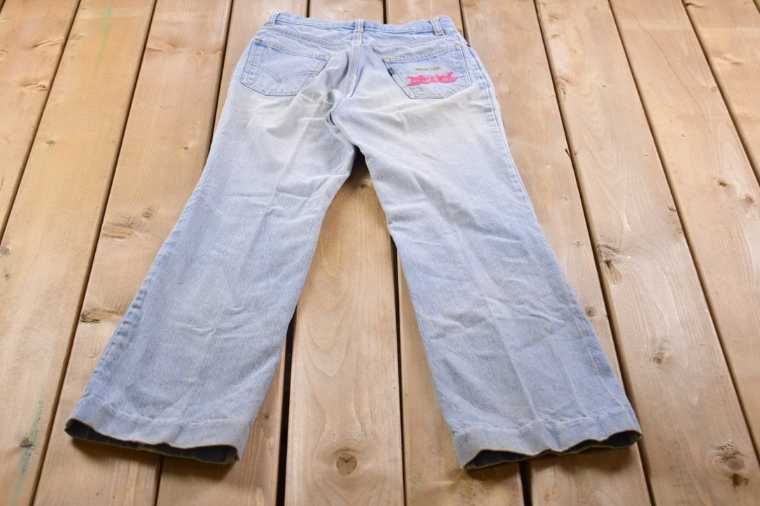 Vintage 1990s Embroidered Levi's Black Tab Denim Jeans Size 26 x 29