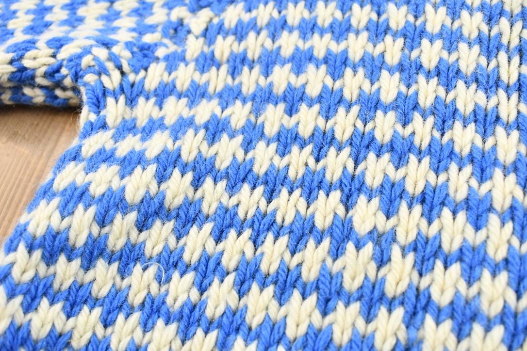 Vintage 1990s White and Blue Wool Knit Sweater
